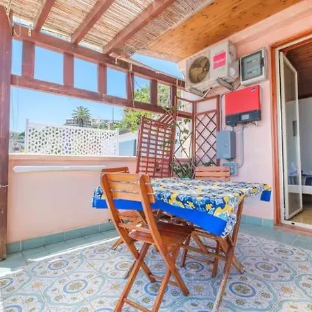 Blue Eden Strait Apartamento Mesina