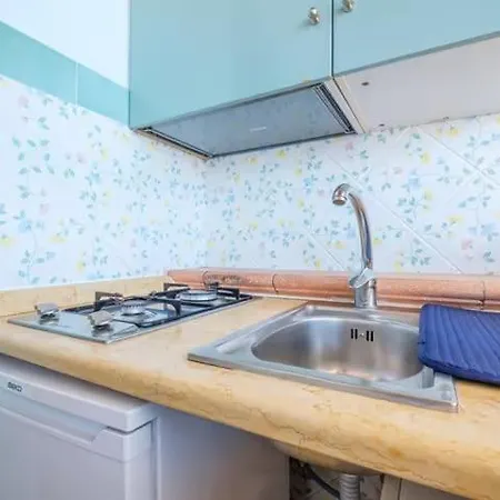 Apartment Blue Eden Strait