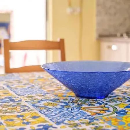 Blue Eden Strait Apartamento Mesina