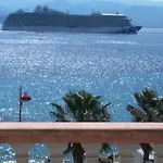 Blue Eden Strait Apartment Messina