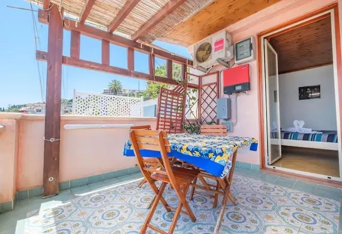 Blue Eden Strait Apartamento Messina