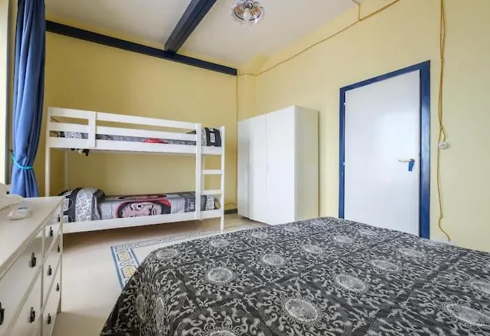 Blue Eden Strait Apartamento Messina