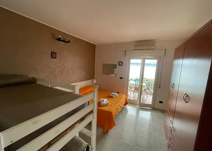 Blue Eden Strait Apartamento Messina