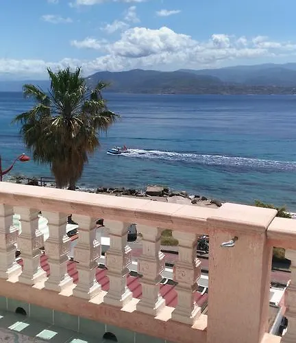 Apartamento Blue Eden Strait Messina
